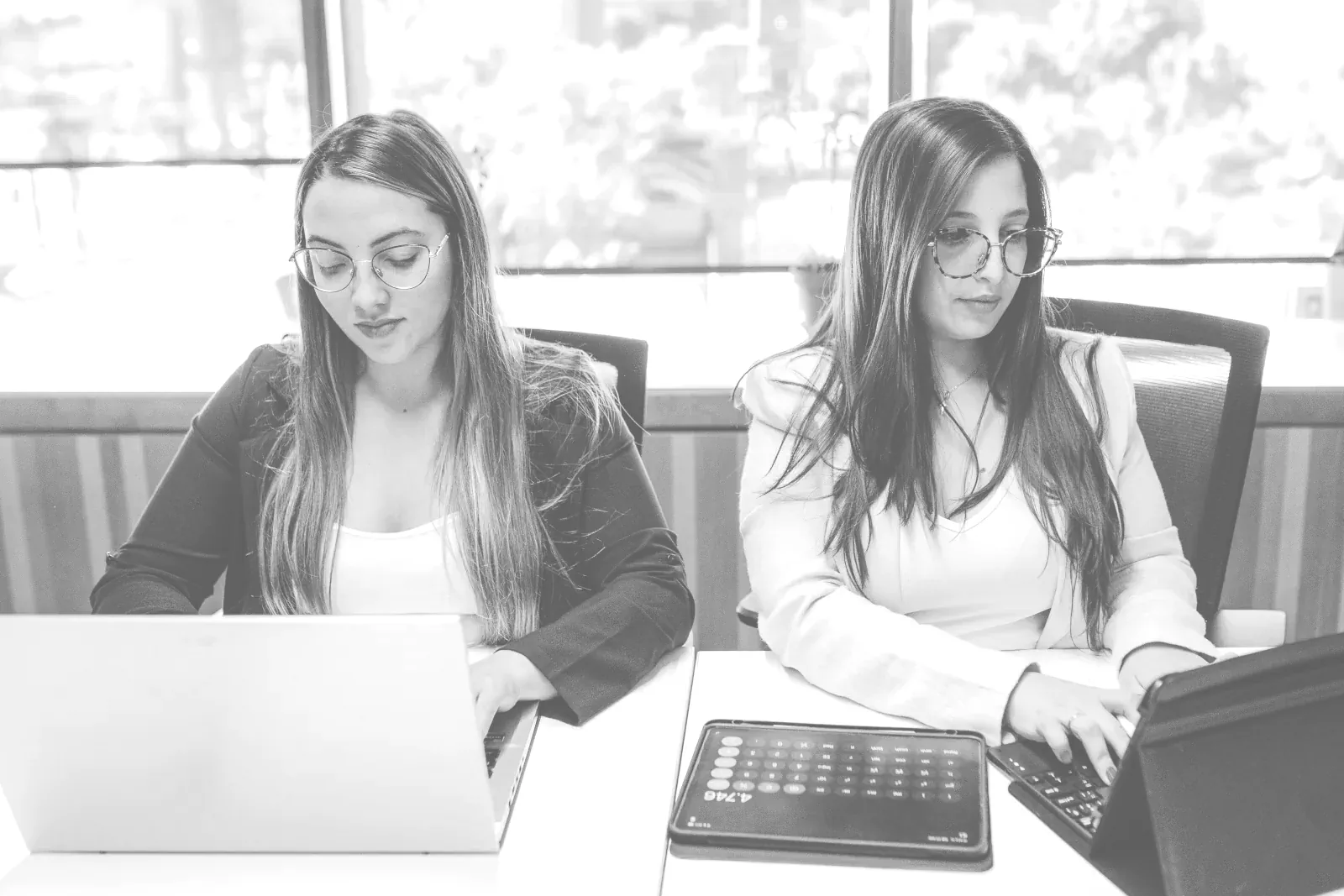 Leila Lema y Melisa Troiani, fundadoras de FINACONT